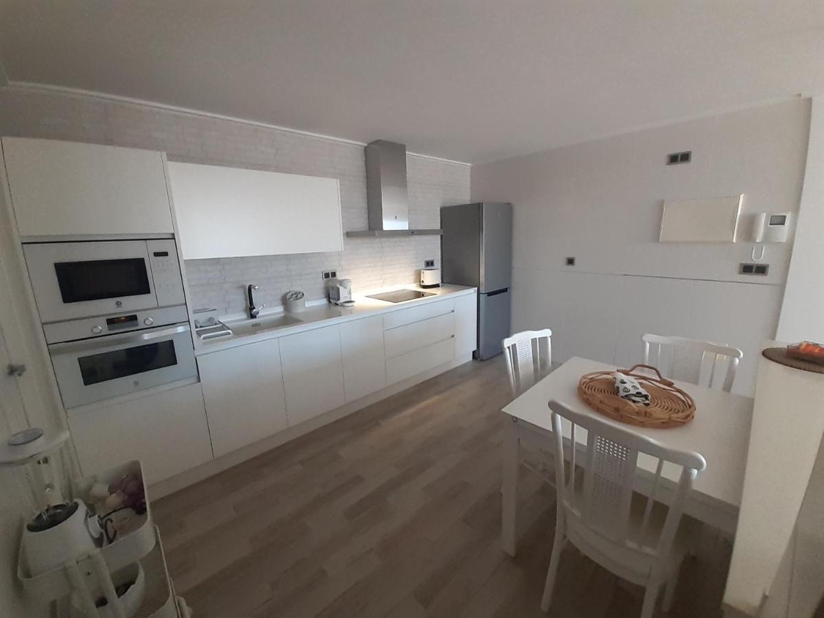 Apartamento En Aguilas Con Amplia Terraza Y Piscina Екстер'єр фото
